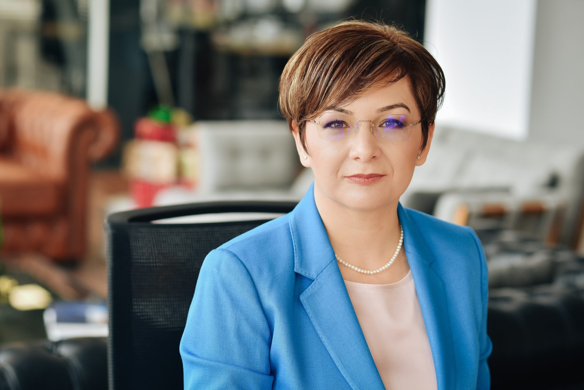 Cristiana Fernbach gründet die erste rumänische Anwaltskanzlei, die zu 100% den neuen Technologien gewidmet ist