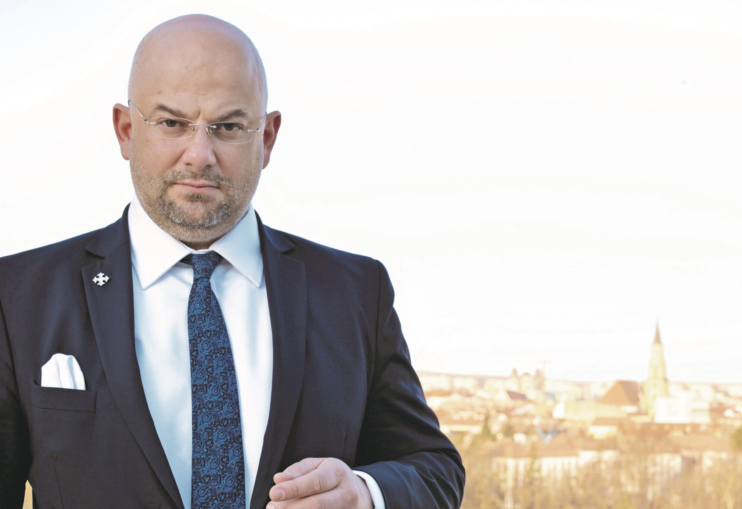 Antreprenorul Florin Bugnar din Cluj dă ora exactă pe piața evenimentelor de business cu X Party & Networking.