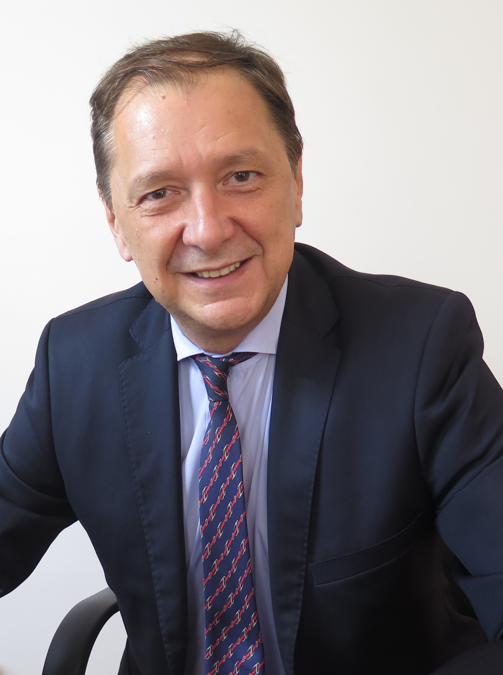 Interviu cu E.S. domnul Bogdan Mazuru, Ambasadorul României la Viena