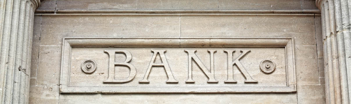 Industria bancară: profituri record, viitor complicat