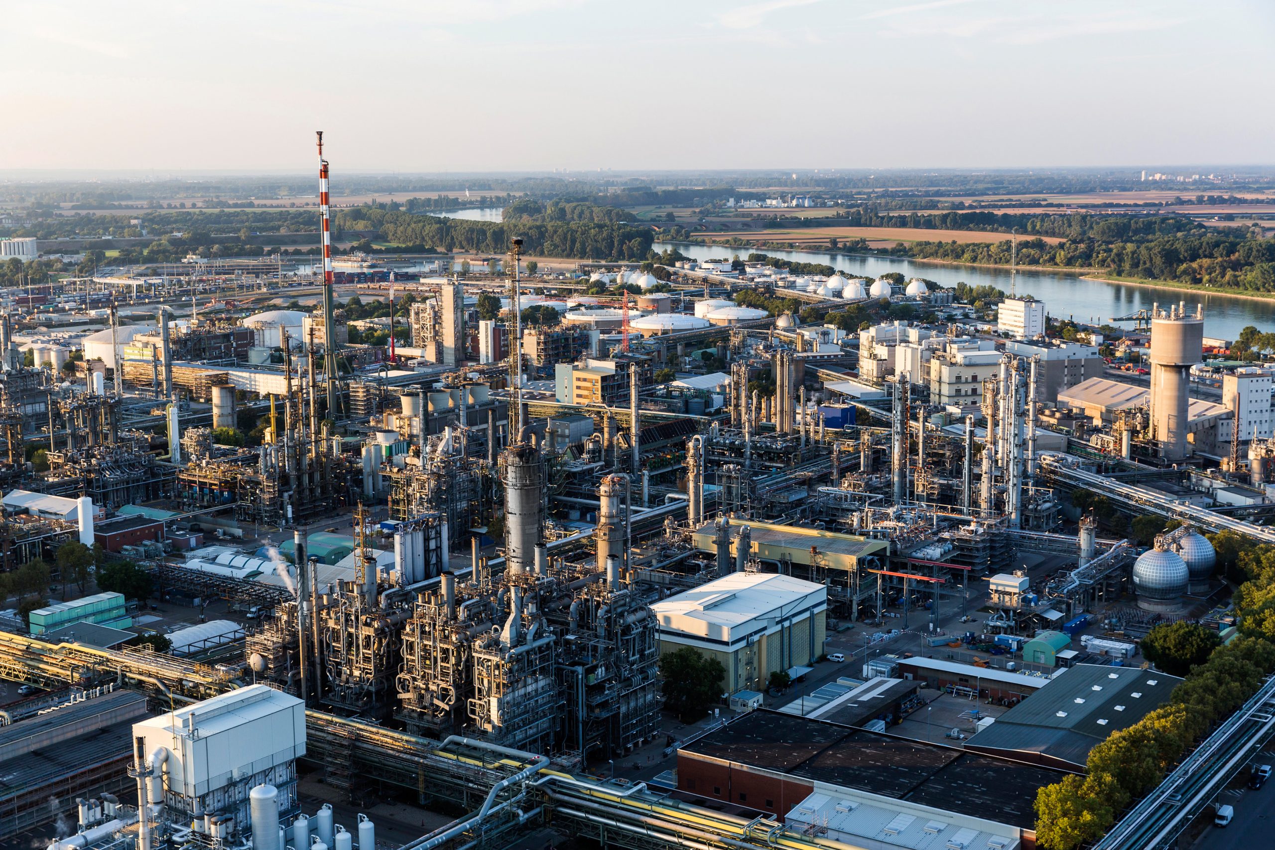 REDcert²: O pârghie strategică în industria chimică – studiu de caz: BASF