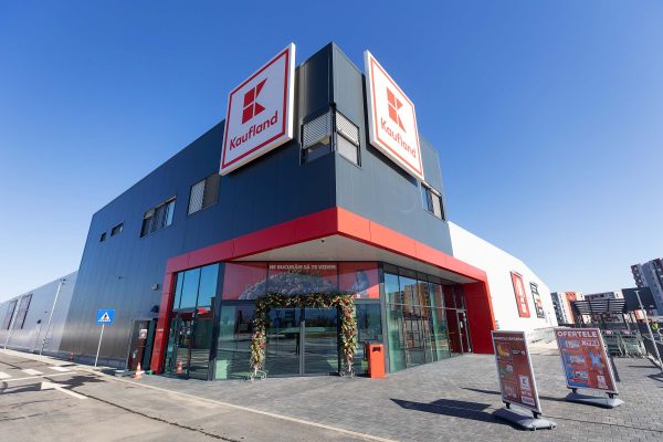 Kaufland își consolidează rețeaua urbană: al cincilea magazin din Brașov și o investiție orientată spre volum și servicii