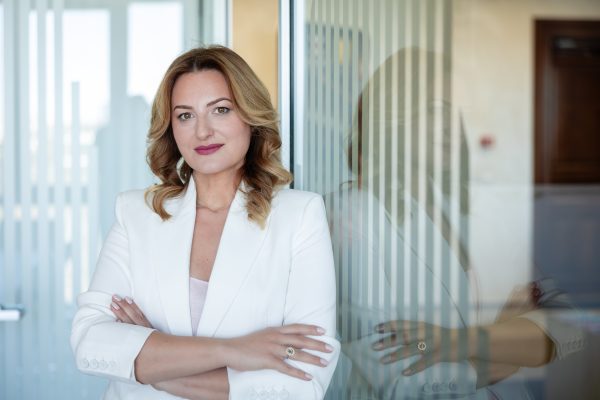 Tranzacțiile cu apartamente din București scad aproape 19% în primele două luni ale anului, pe fondul deficitului de autorizări și costurilor ridicate de construcție